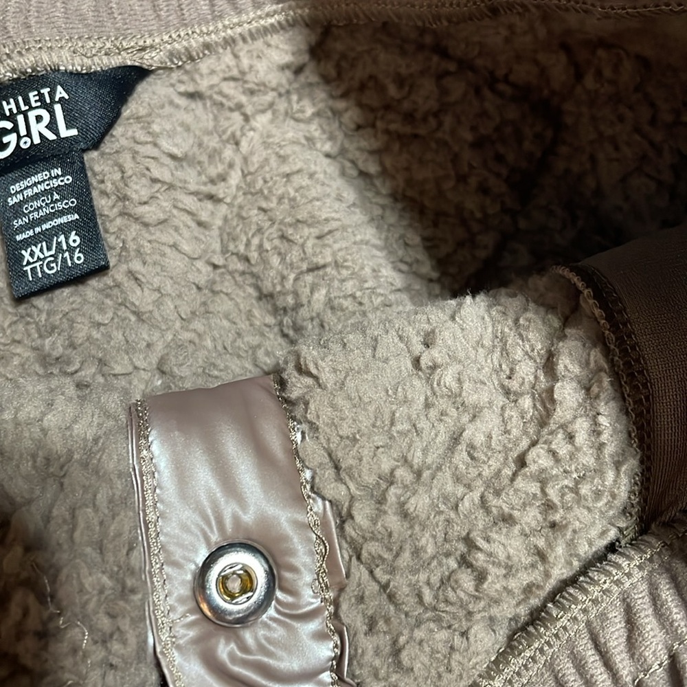 #0066 ATHLETA GIRLS. Size 16 fits like a Juniors 3-5 Metallic Mocha Puffer Skirt - Picture 6 of 10